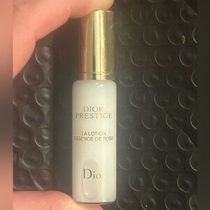 Dior Prestige La Lotion